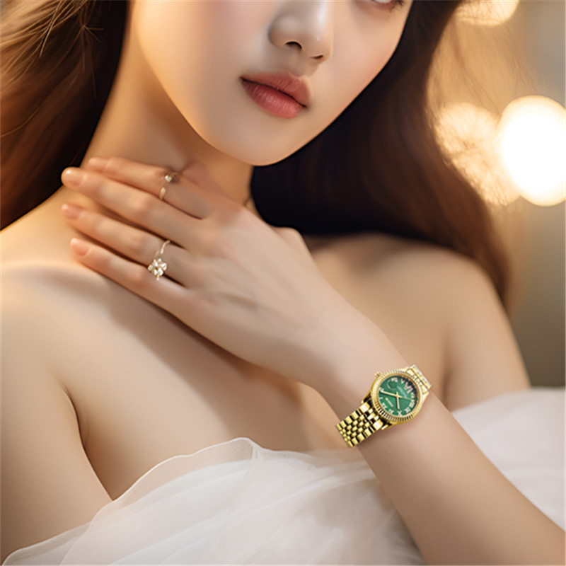 Ladies Big Brand Golden Watche - Luxury Watch Green recension och pris