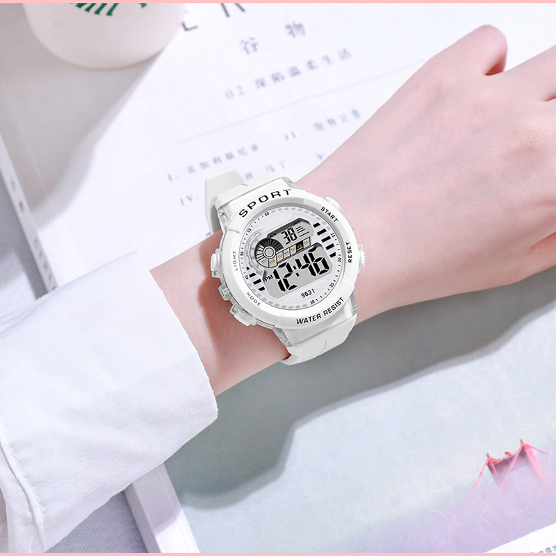 1/2pcs Fashion Sports Watch 30 - Perpetual Calendar Watch recension och pris