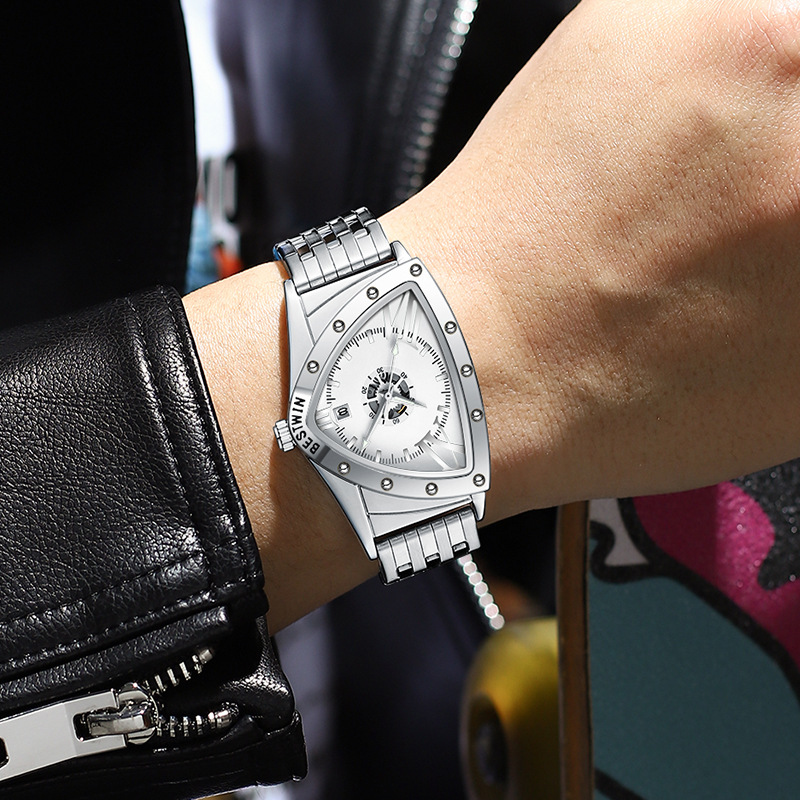 Men's Triangle Watch with Worm - Watch Triangle Luxury recension och pris