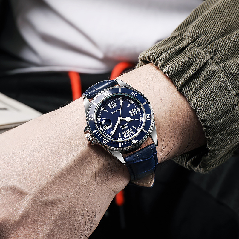 New Top Brand Man Wristwatch L - Luxury Watch Mockup recension och pris