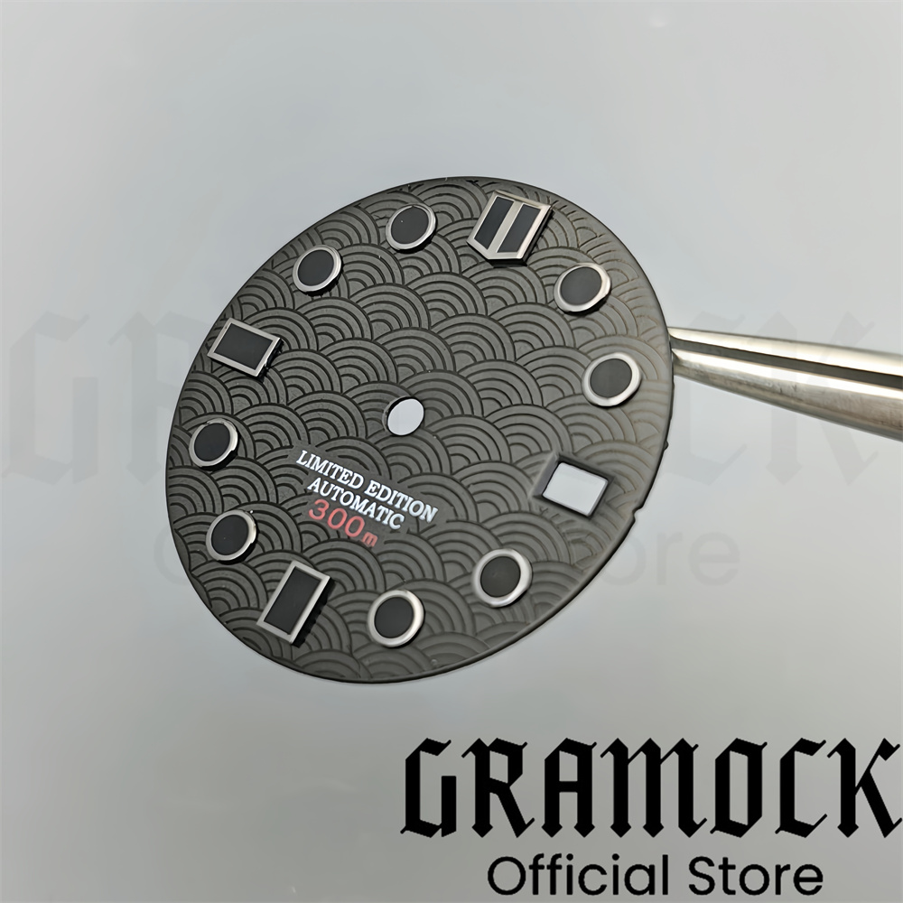 Gramock 28.5mm Black Red Fishs - Luxury Watch With Green Dial recension och pris